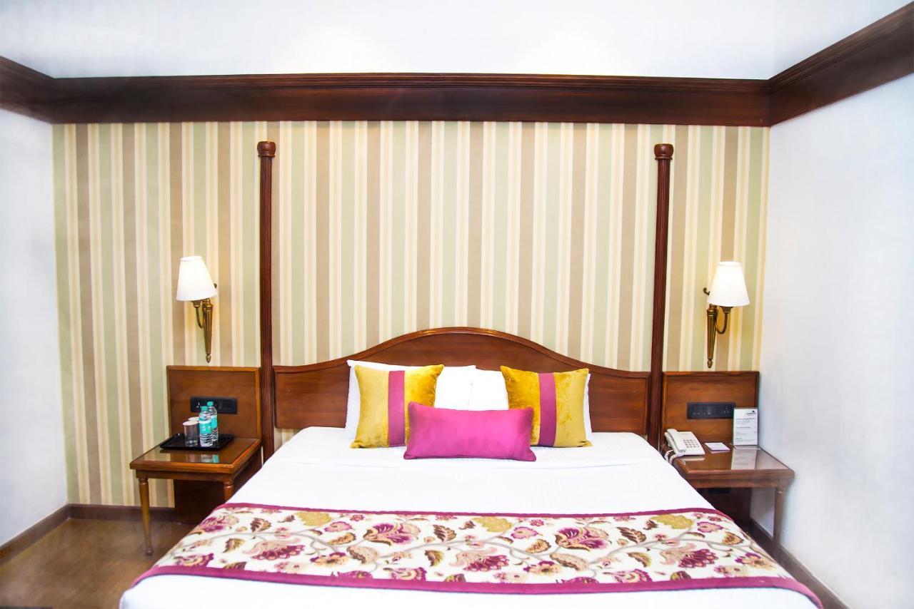 Shervani Hilltop Resort Nainital Exteriér fotografie