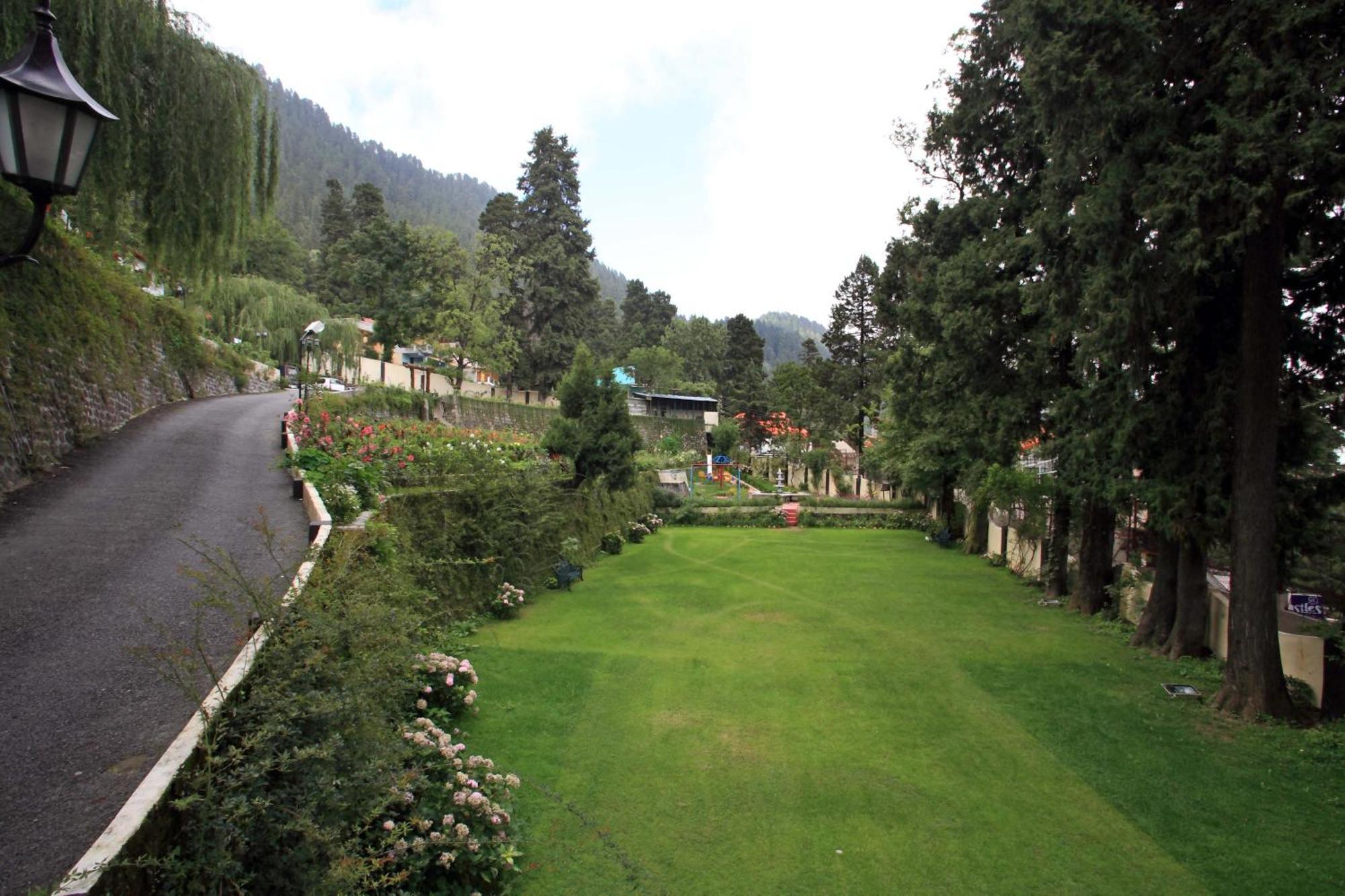 Shervani Hilltop Resort Nainital Exteriér fotografie